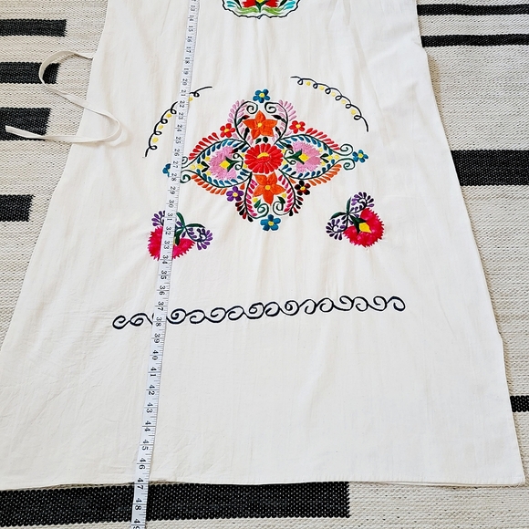 Embroidered | Cotton Muslin | Pueblo Dress - Picture 10 of 12